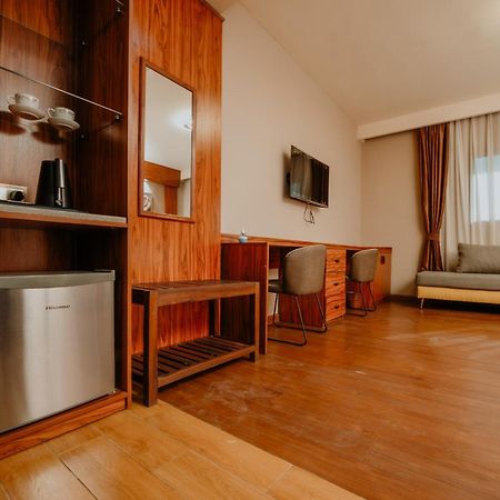 Atmosphere Hotel & Spa Антананариву Экстерьер фото